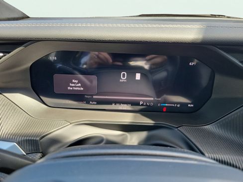 New 2026 Jeep Cherokee Overland w/ Advanced Pro Tech Group AWD/4WD image 35