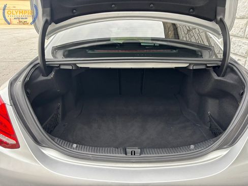 Used 2018 Mercedes-Benz C 300 4MATIC Sedan image 43