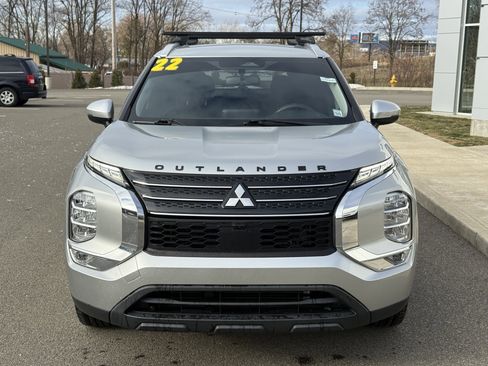 Used 2022 Mitsubishi Outlander ES image 6