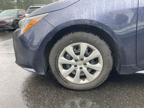 Used 2022 Toyota Corolla LE image 18