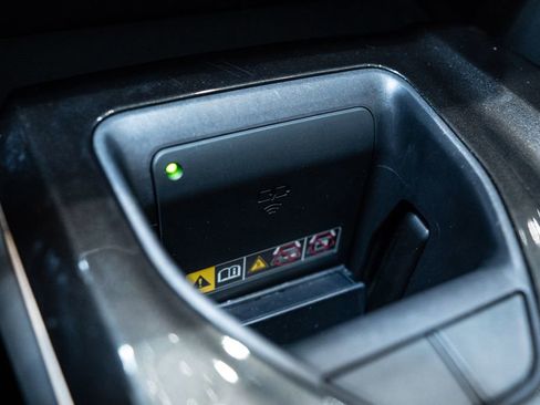 Certified 2024 Toyota Crown Limited image 29