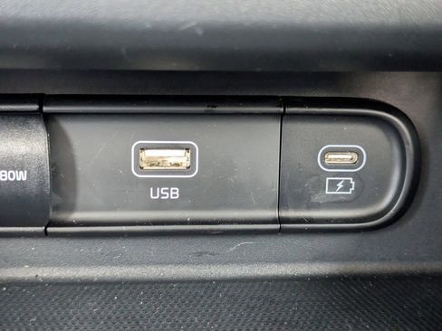 Used 2025 Kia Seltos EX image 22