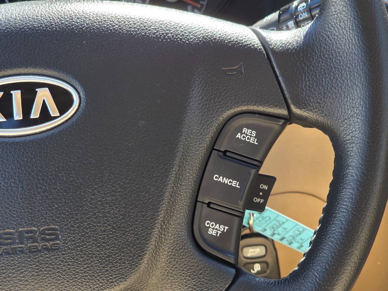 Used 2008 Kia Rondo EX FWD image 13