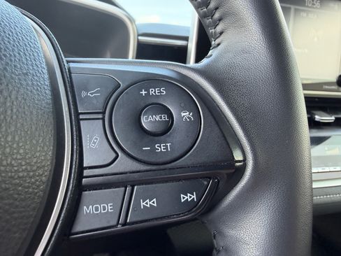 Used 2022 Toyota Corolla SE FWD image 25