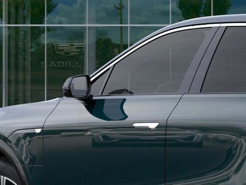 New 2026 Cadillac Lyriq Luxury image 12