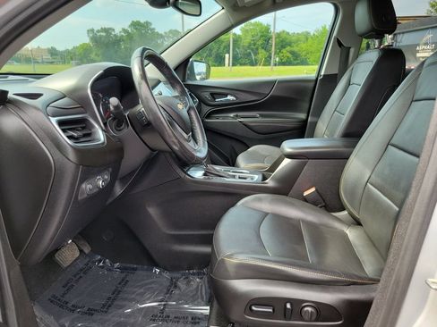 Used 2019 Chevrolet Equinox Premier FWD image 8