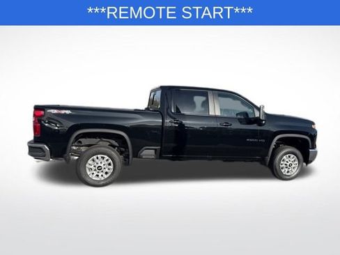 Used 2026 Chevrolet Silverado 2500 LT w/ Convenience Package image 7