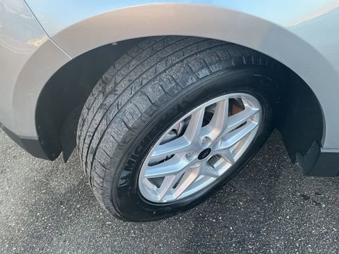 Used 2023 Ford Edge SEL w/ Convenience Package AWD/4WD image 18