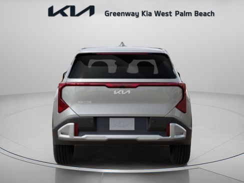 New 2027 Kia Seltos S FWD image 6