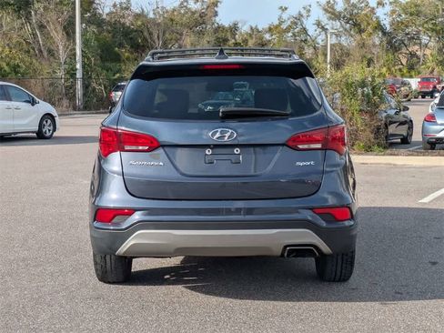 Used 2017 Hyundai Santa Fe Sport image 4