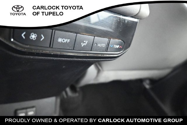 Used 2023 Toyota Highlander XLE FWD image 20