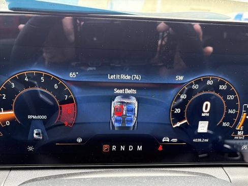 Used 2024 Ford Mustang GT Premium RWD image 9