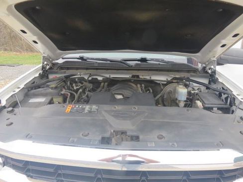 Used 2018 Chevrolet Silverado 1500 W/T w/ Trailering Package image 23