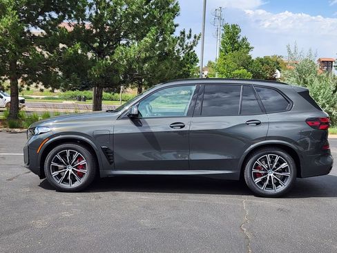 New 2026 BMW X5 xDrive50e w/ M Sport Package AWD/4WD image 2
