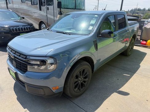 Used 2024 Ford Maverick Lariat w/ Black Appearance Package FWD image 1