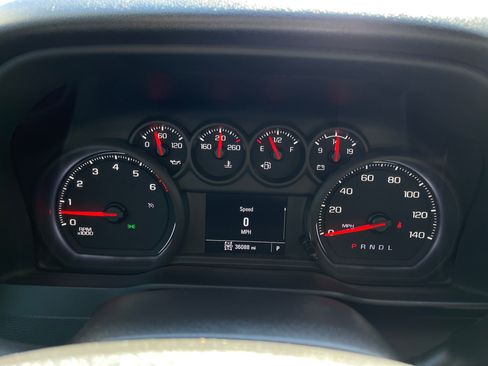 Used 2022 Chevrolet Silverado 2500 Custom w/ Custom Convenience Package AWD/4WD image 20