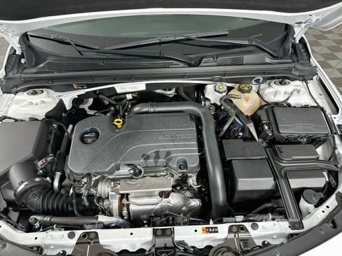 Used 2023 Chevrolet Malibu LT FWD image 31