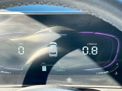 Certified 2023 Kia Sportage EX FWD image 12