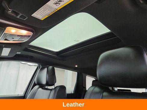 Used 2019 Jeep Grand Cherokee Limited AWD/4WD image 11