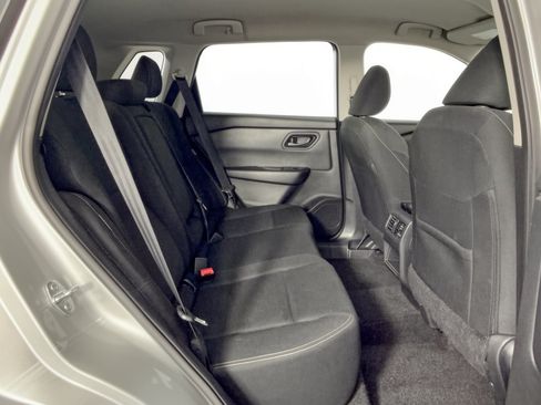 Used 2024 Nissan Rogue S FWD image 28