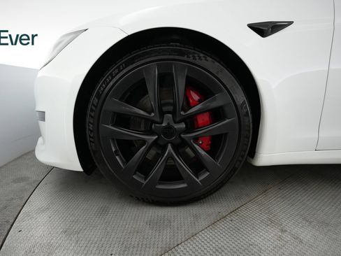 Used 2025 Tesla Model S Plaid AWD/4WD image 19