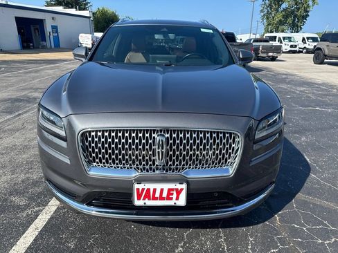 Used 2023 Lincoln Nautilus Reserve w/ Equipment Group 201A AWD/4WD image 9