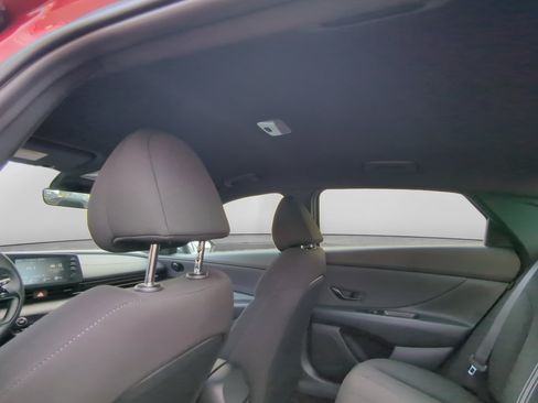 Certified 2025 Hyundai Elantra Sport FWD image 16