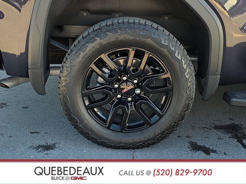 Used 2026 GMC Sierra 1500 SLT w/ SLT Premium Package image 11