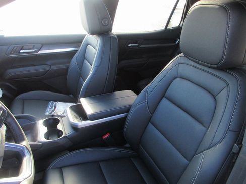 New 2026 GMC Terrain Elevation image 12