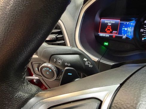 Used 2021 Ford Edge SEL w/ Convenience Package image 36