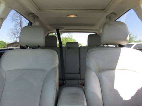 Used 2014 Subaru Forester 2.5i Limited AWD/4WD image 11