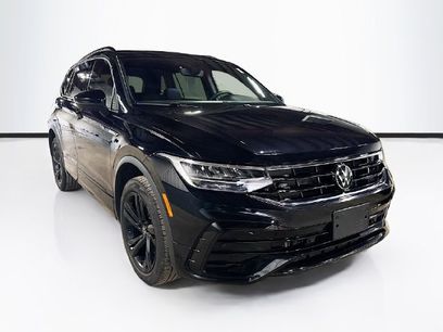 Used 2024 Volkswagen Tiguan SE R-Line