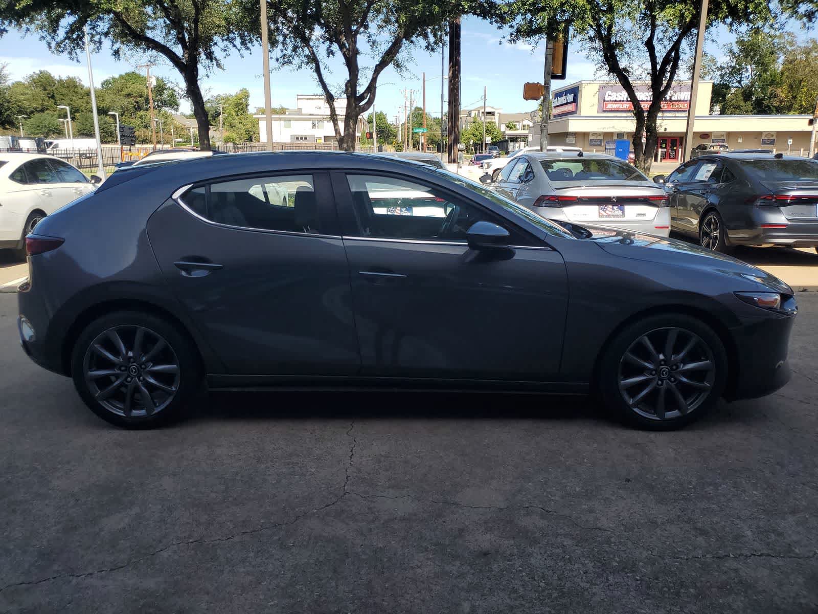 Used 2019 MAZDA MAZDA3 Hatchback FWD image 7