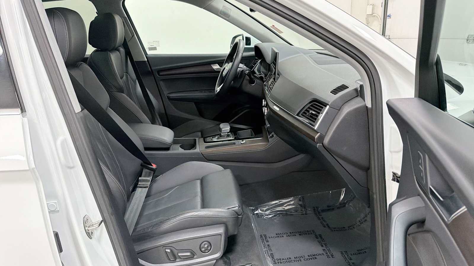 Used 2024 Audi Q5 2.0T Premium Plus AWD/4WD image 29