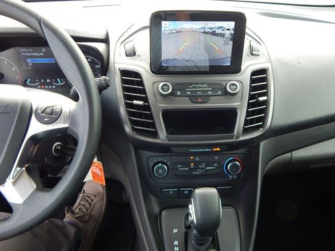Used 2019 Ford Transit Connect XLT image 22