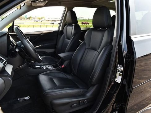 Used 2022 Subaru Forester Limited AWD/4WD image 21