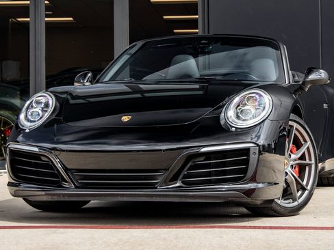 Certified 2017 Porsche 911 Carrera S image 7