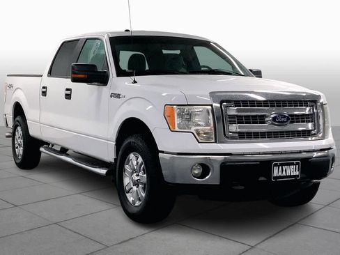 Used 2013 Ford F150 XLT w/ Luxury Equipment Group image 2