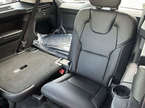 New 2026 Volvo XC90 B6 Ultra w/ Protection Package AWD/4WD image 13