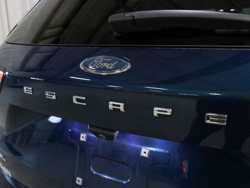 Used 2020 Ford Escape SEL image 32