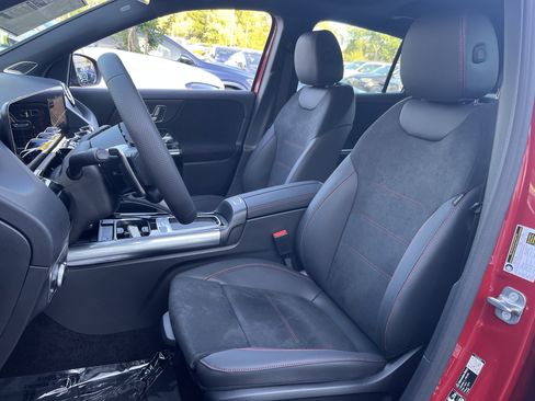 New 2026 Mercedes-Benz GLA 35 AMG 4MATIC image 16