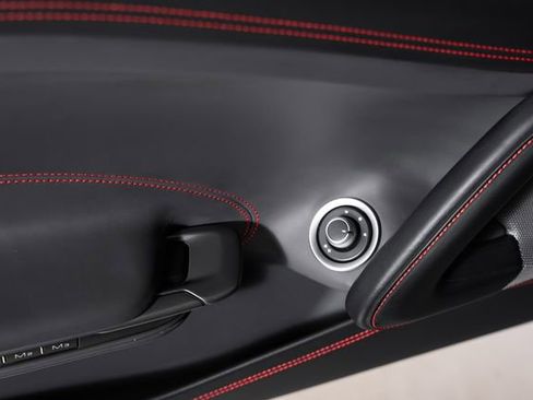 Used 2019 Ferrari GTC4Lusso AWD/4WD image 68