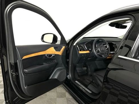 Certified 2023 Volvo XC90 B6 Plus w/ Protection Package Premier image 27