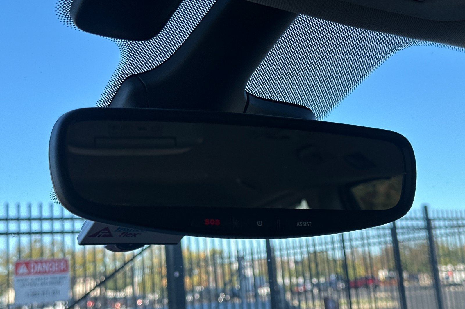 Used 2019 Chrysler Pacifica Touring-L w/ Advanced Safetytec Group FWD image 24