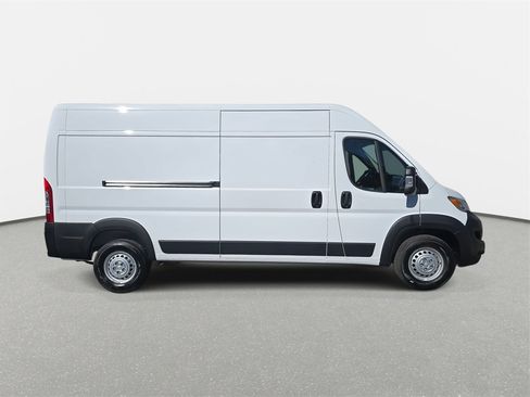 New 2026 RAM ProMaster 2500 w/ Convenience Group image 4