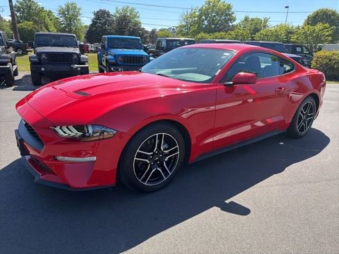 Used 2023 Ford Mustang Premium image 7