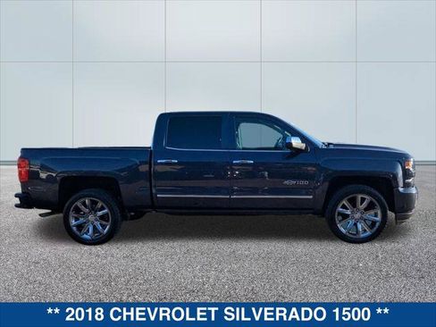 Used 2018 Chevrolet Silverado 1500 LTZ Z71 w/ Centennial Edition AWD/4WD image 6