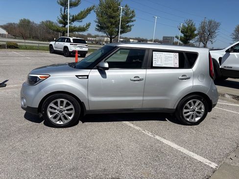Used 2017 Kia Soul + w/ Audio Package FWD image 16