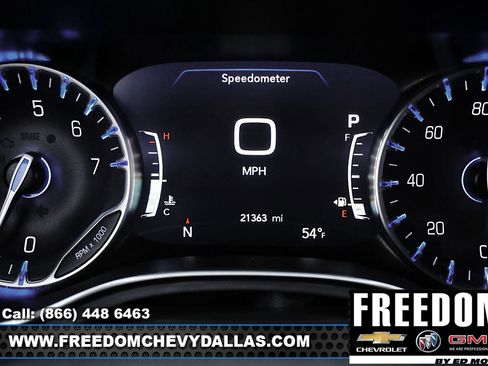 Used 2025 Chrysler Pacifica Limited image 26