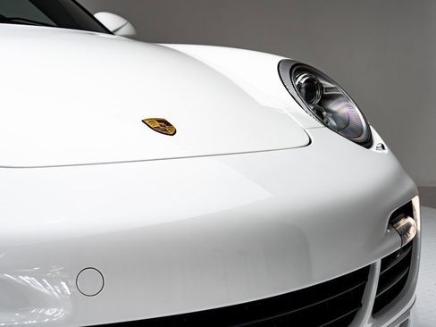 Used 2011 Porsche 911 Turbo S image 42